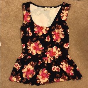 Anthropologie sleeveless floral top